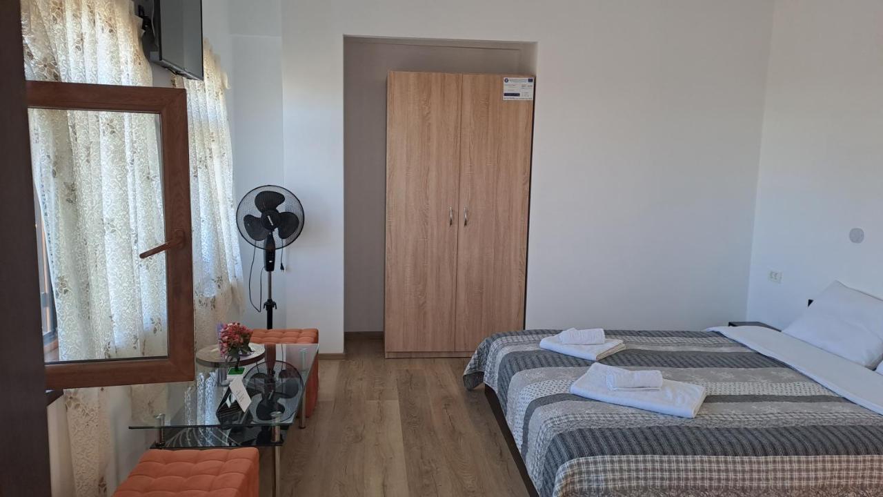 Agropensiunea Olteanu Niculitel Buitenkant foto